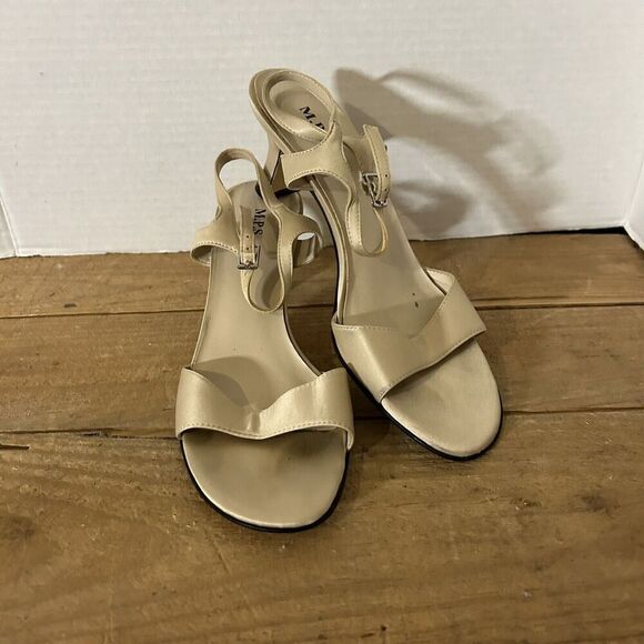 M.P.S. Dorrie Leather Sole Tan Sandals 7M - Picture 1 of 5